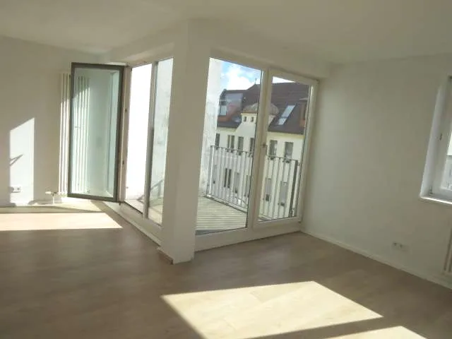 ADLERSHOF/ DÖRPFELDSTR., Neubau im 4. OG mit Fahrstuhl, großer Balkon, PKW-Tiefgarage auf Anfrage — photo 1